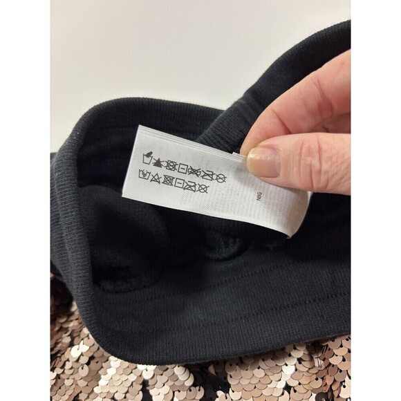 NWT Zumba Glitz + Glam Capri Sweatpants Black Bronze Gold Metallic Spicy Small - Picture 12 of 16